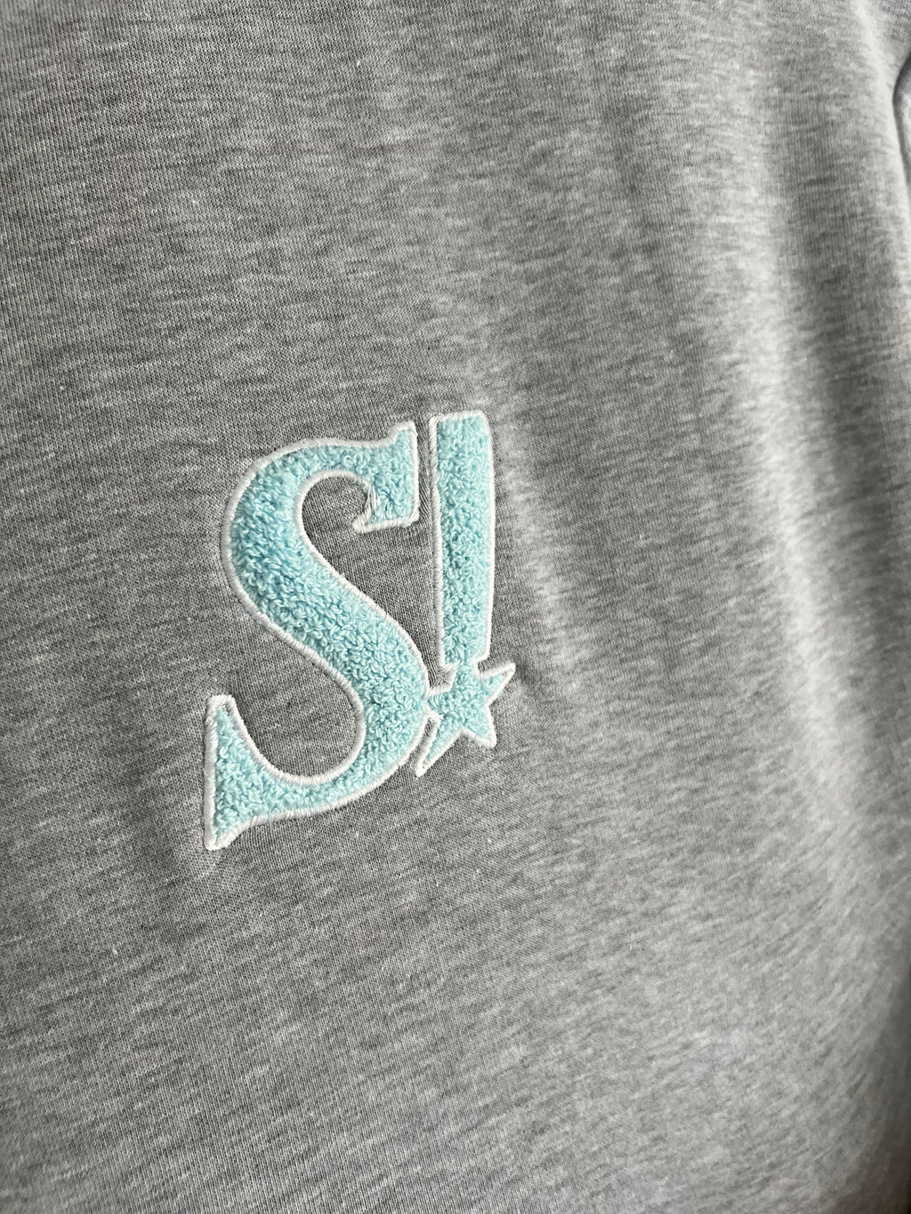 Szara Bluza Shōtsu!